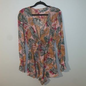 En Creme Floral Long Sleeve Romper